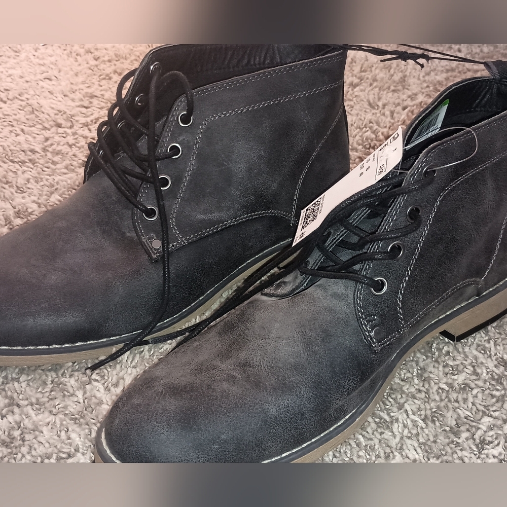 Men's H&M Casual Boots Chukka Shoes Size 10 Color Gray College Church Date Night